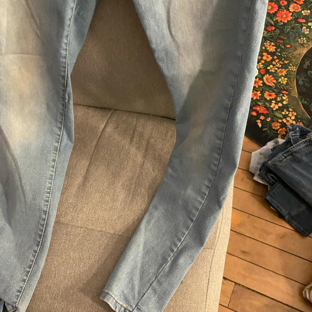 jeans